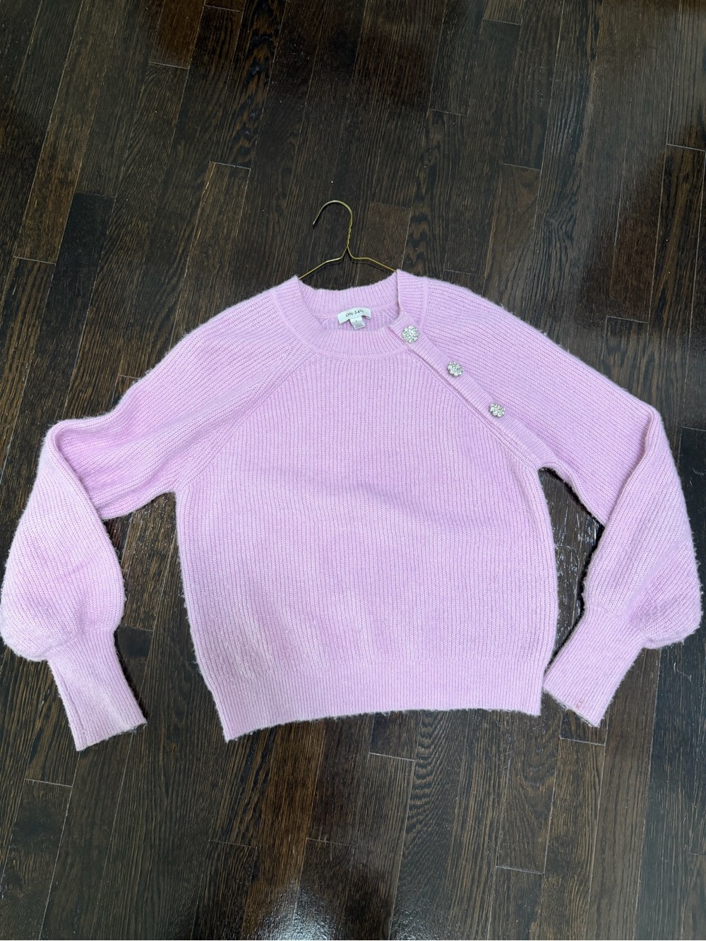 New on 34th lavender Crewneck Sweater with Decorative diamond Buttons